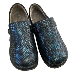 Alegria Snakeskin pattern blue black glitter